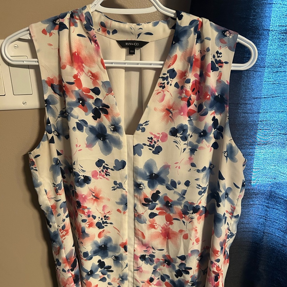 RW&CO. White and Blue Floral Top